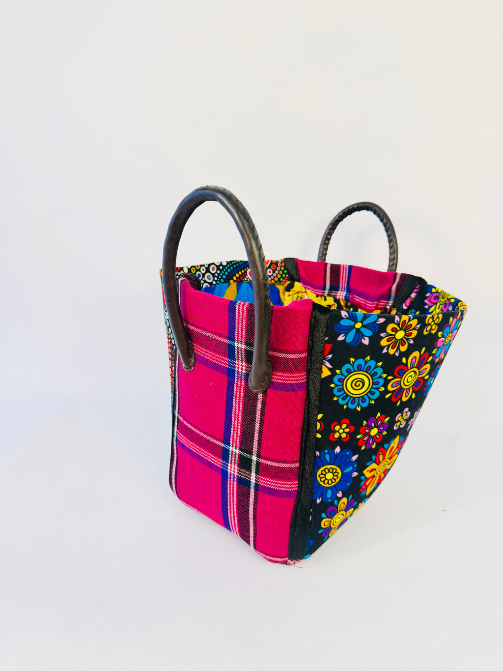Pembe Tote - Red Maasai BR/L