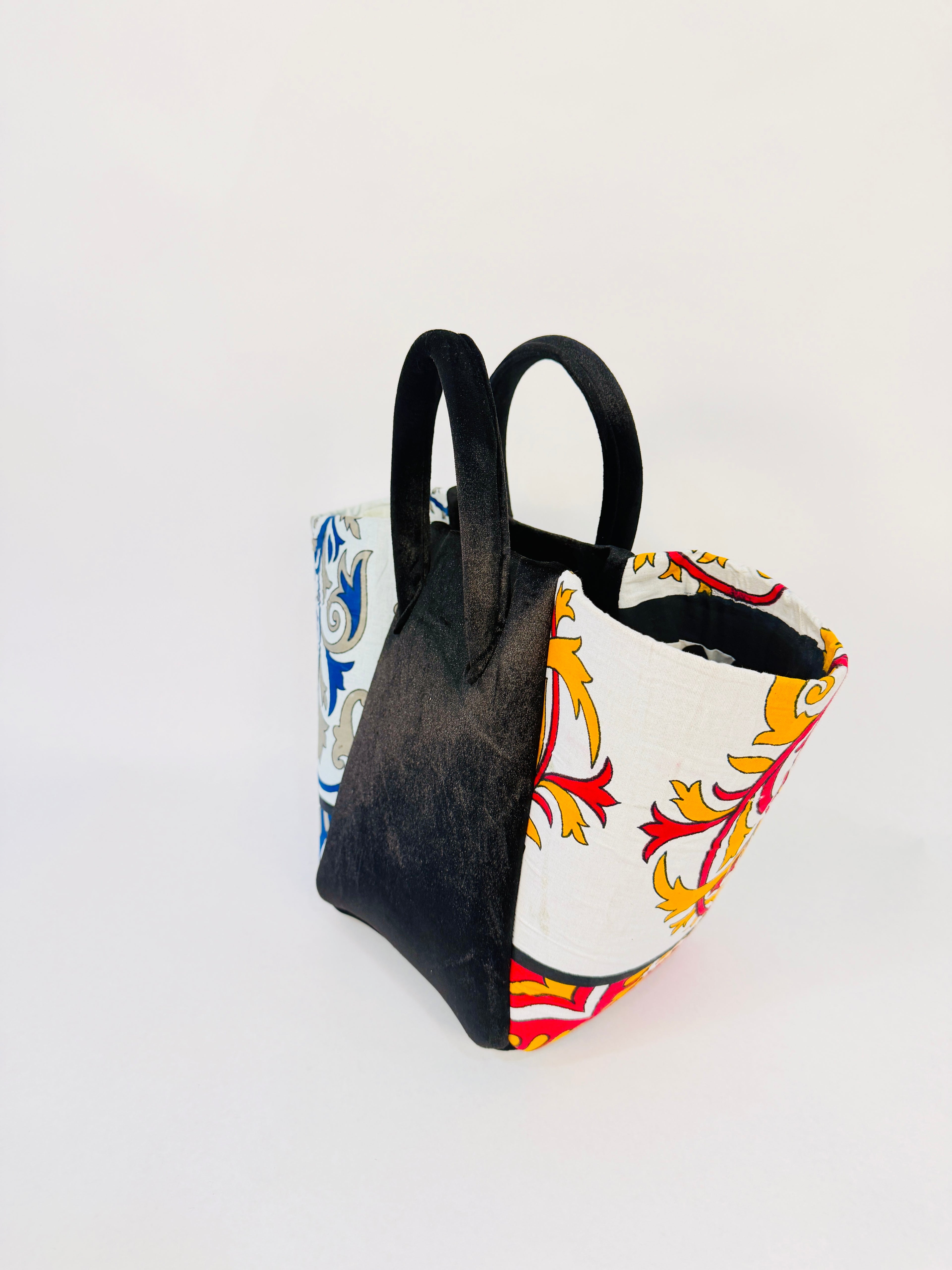 Pembe Tote - Velvet Noir Heritage BL/V