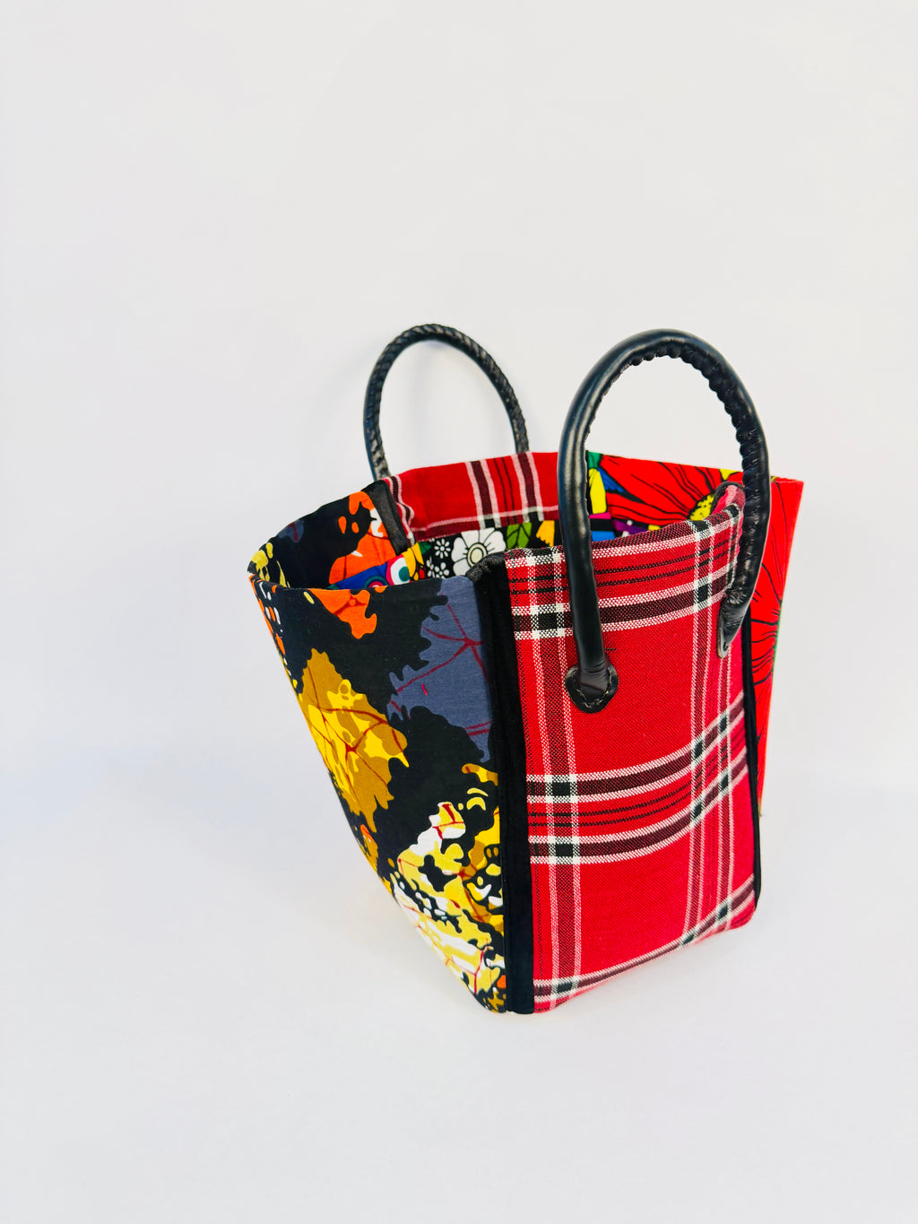 Pembe Tote - Red Maasai BL