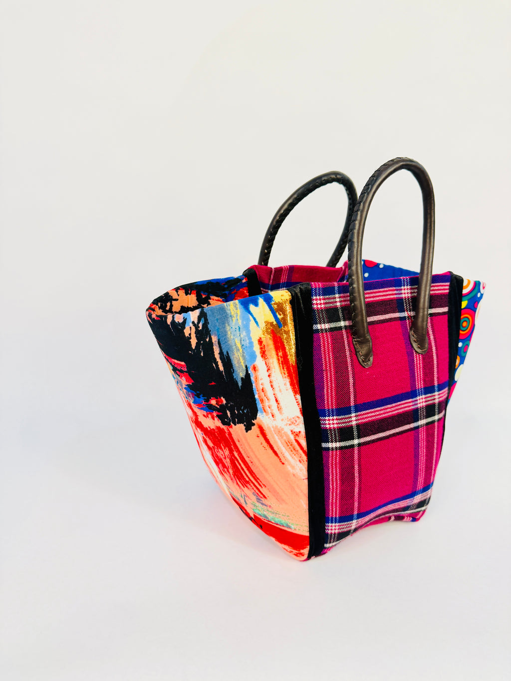 Pembe Tote - Red Maasai BR