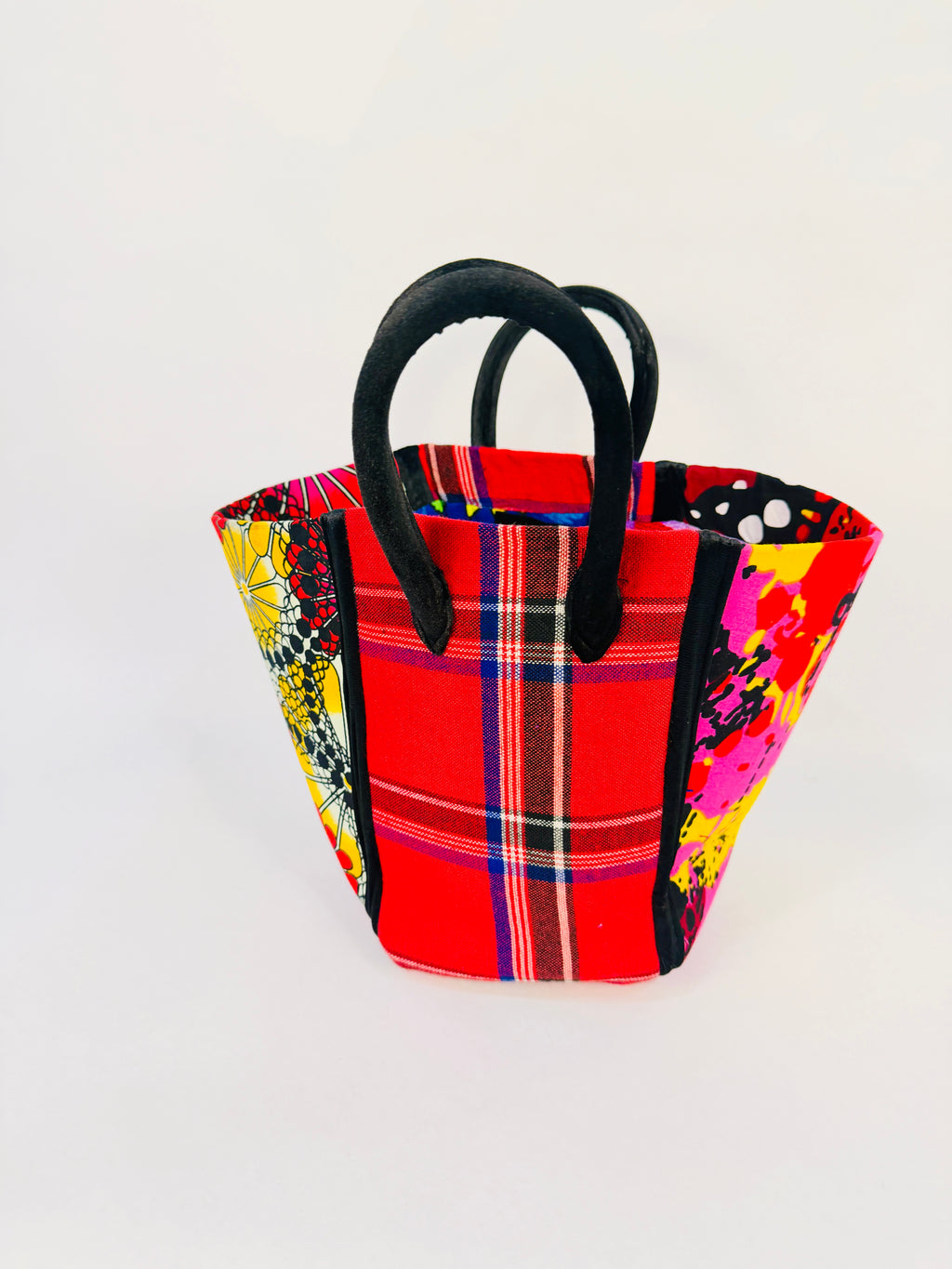 Pembe Tote - Red Maasai BL/V