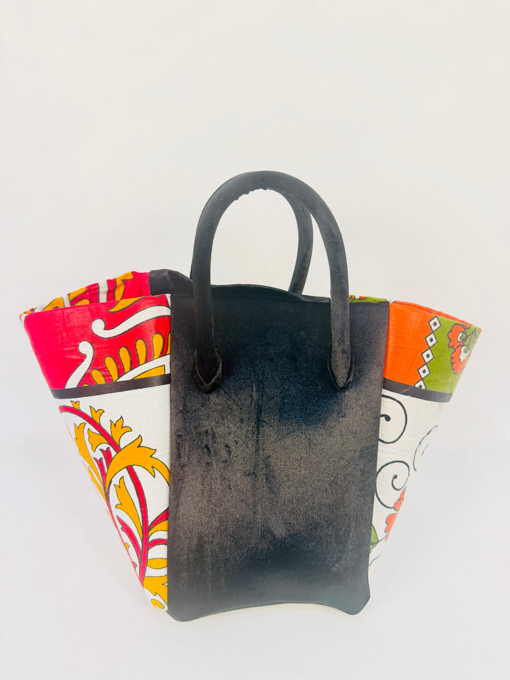 Pembe Tote - Velvet Noir Heritage BL/V