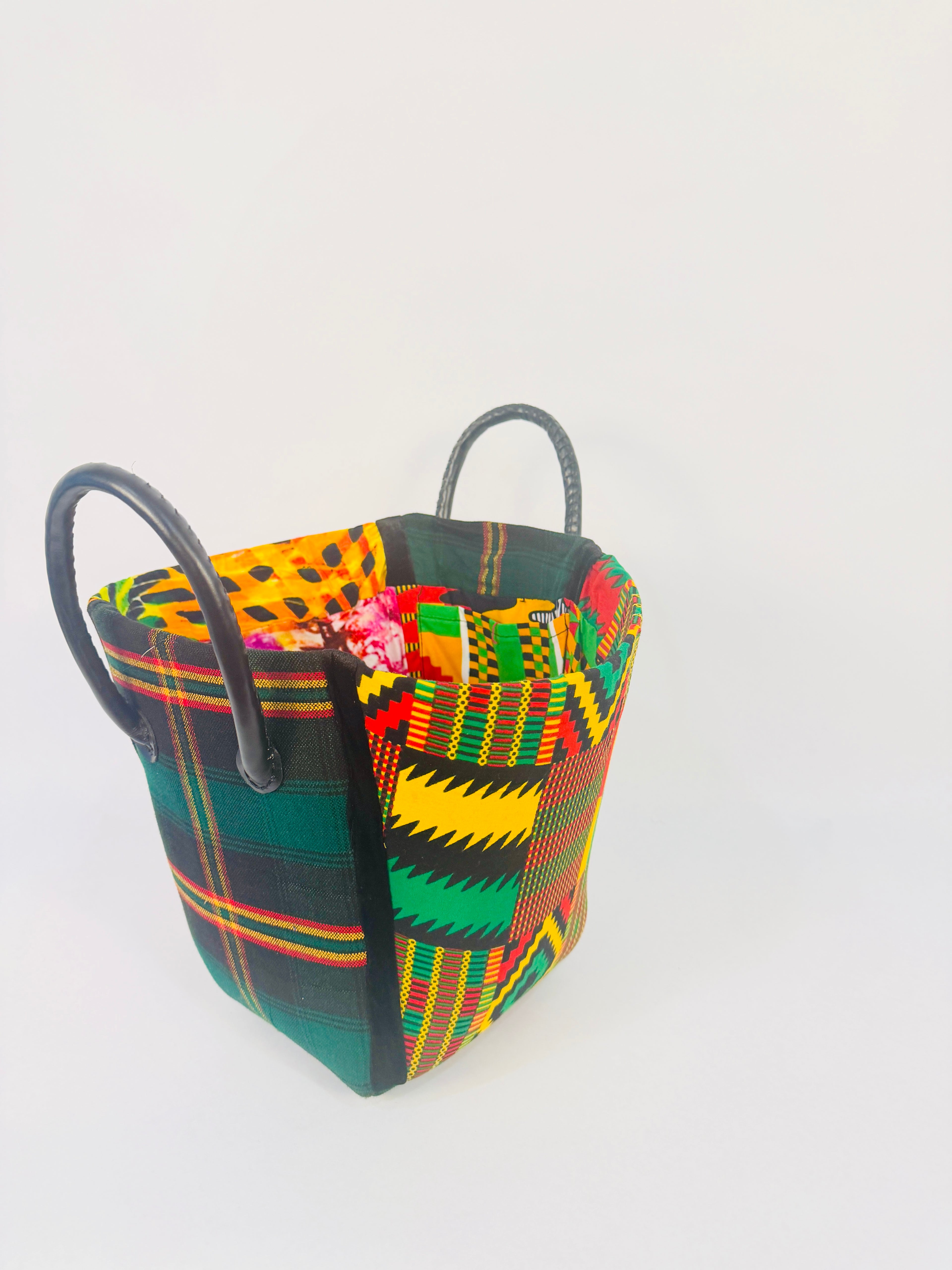 Pembe Tote - Green Maasai BL/L