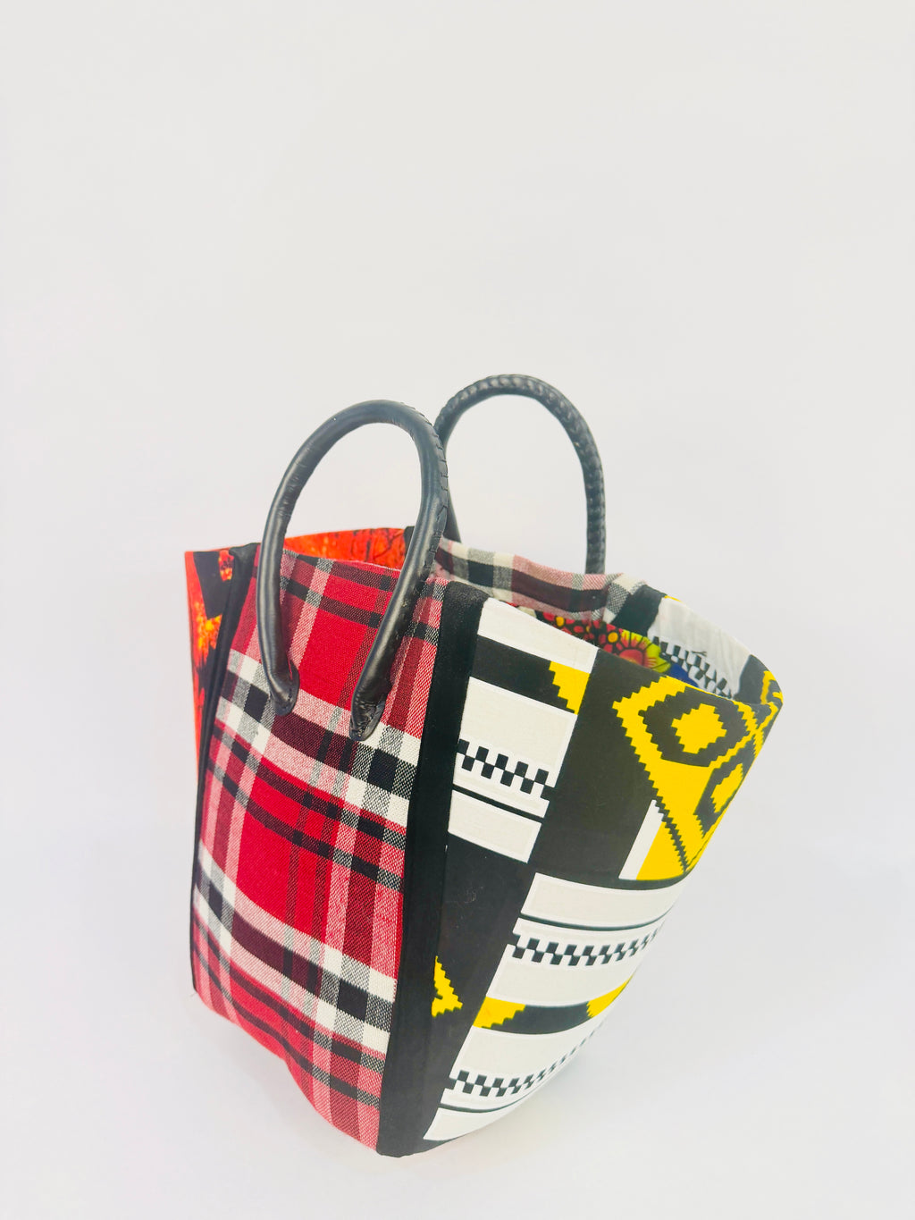 Pembe Tote - Red Maasai BL/L