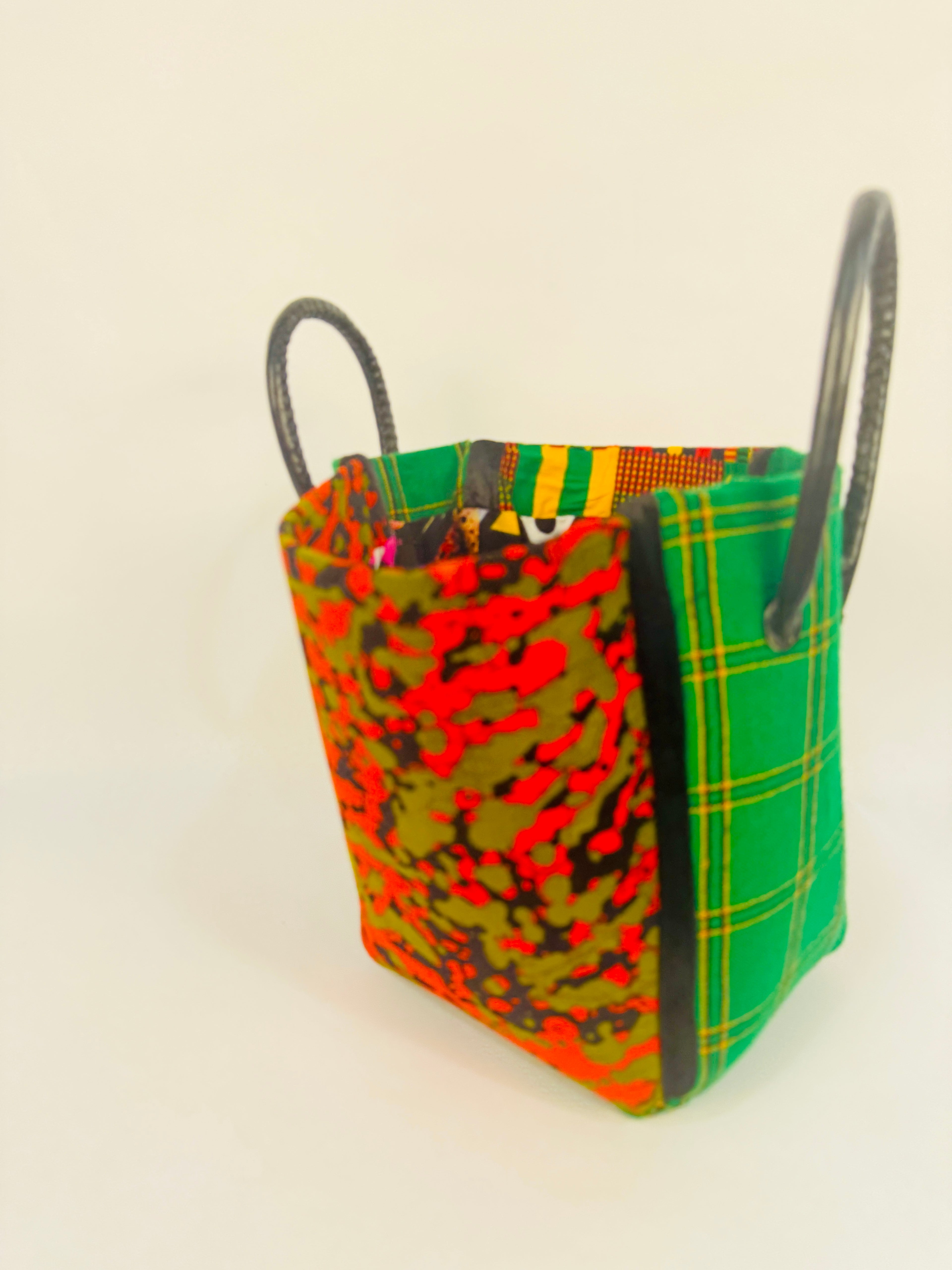 Pembe Tote- Green Maasai BL/L